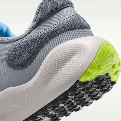 Nike Revolution 7 Big Kids' Road Running Shoes