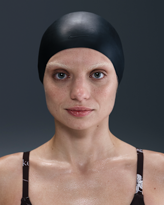 Женская кепка Nike Swim Long Hair Silicone Cap