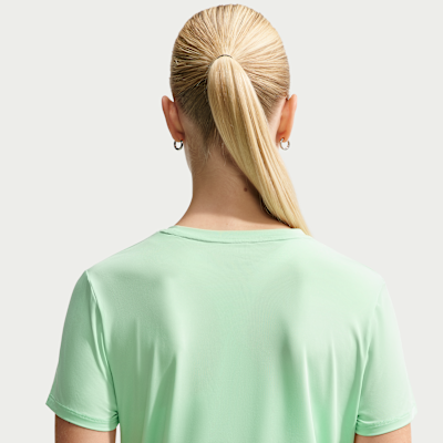 Nike One Classic Twist Dri-FIT Kısa Kollu Kadın Üstü görsel 2