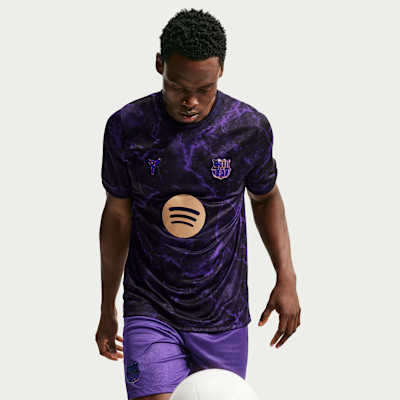 Nike FC Barcelona Deplasman Kobe Dri-FIT Futbol Maç Öncesi Erkek Futbol Üstü