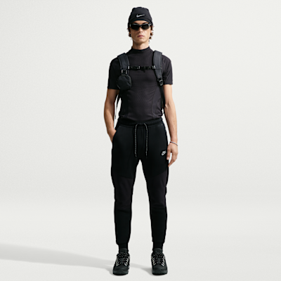Nike Tech Fleece Erkek Jogger'ı