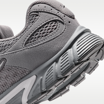 Nike V5 Runner Suede Schuh (ältere Kinder)