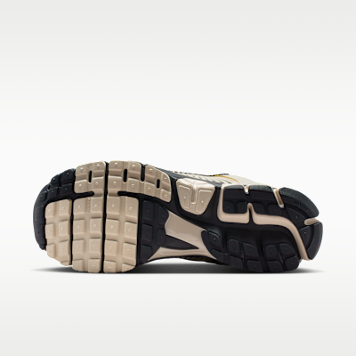 Nike Zoom Vomero 5 Men's Shoes