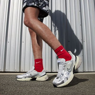 Nike V2K Run 男鞋