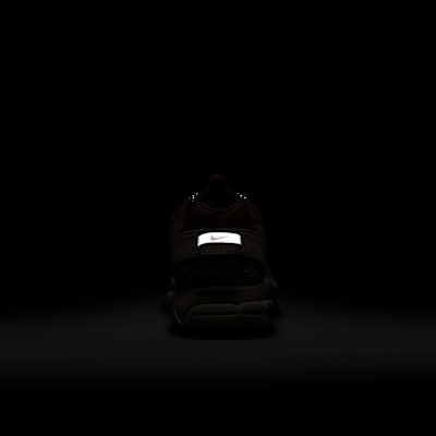 รองเท้าสำหรับฤดูหนาวผู้หญิง Nike Zoom Vomero Roam