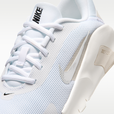 Nike Flex Train Kadın Antrenman Ayakkabısı görsel 7