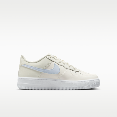 Nike Air Force 1 Older Kids' Shoes
