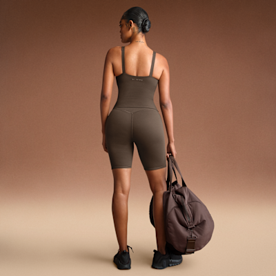 NikeSKIMS Matte Mallas cortas de 18 cm y talle alto - Mujer