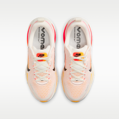 Nike Vomero 18 大童路跑鞋