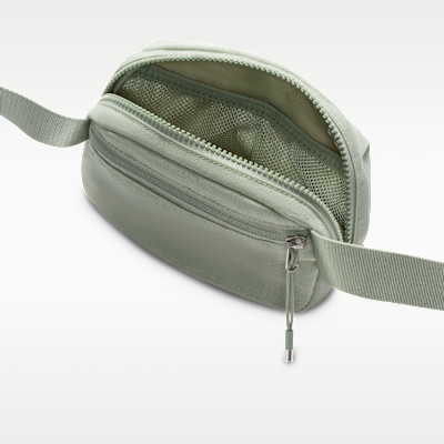 กระเป๋าพาดลำตัว Nike Aura (2 ล.)