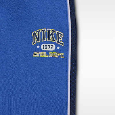 Enterito para bebé Nike Sportswear (12 a 24 meses) P.E. Conjunto de sudadera de cuello redondo y pantalones de French Terry para bebé