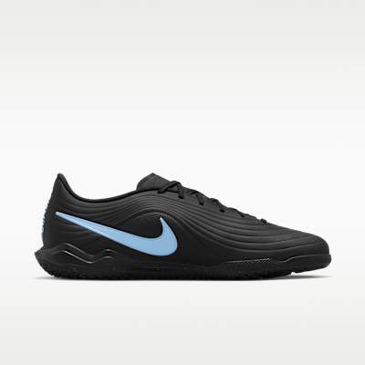 Nike Tiempo Maestro Club Indoor/Court Low-Top Soccer Shoes