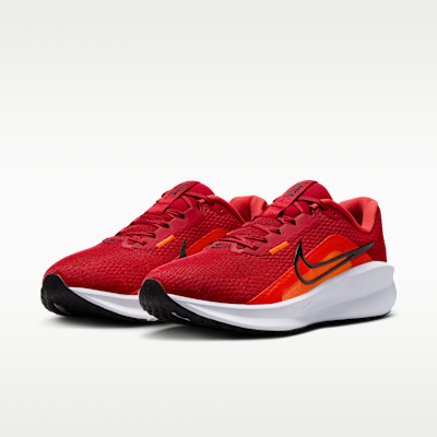 Tenis de correr en pavimento para hombre Nike Downshifter 13