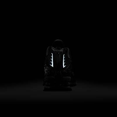 ナイキ ショックス R4 ウィメンズシューズ