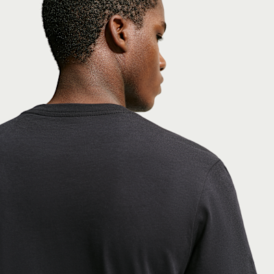 Nike Sportswear Erkek Tişörtü görsel 2