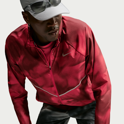 Nike Miler Repel UV Korumalı Erkek Koşu Ceketi görsel 3