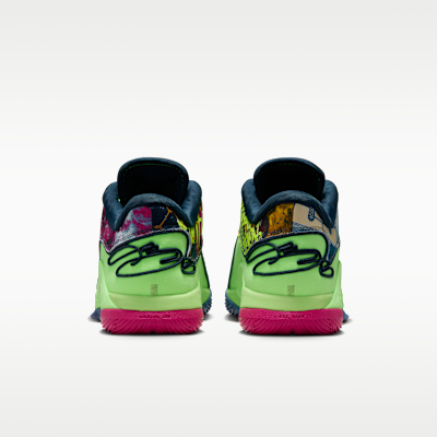 レブロン 22 EP バスケットボールシューズ