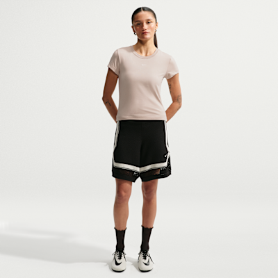Nike Sportswear Chill Knit Kadın Tişörtü görsel 4