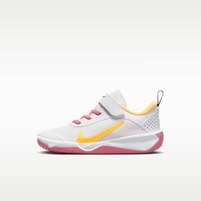 Nike Omni Multi-Court Younger Kids' Shoes