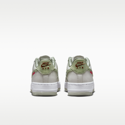Tenis para niños grandes Nike Air Force 1 LV8