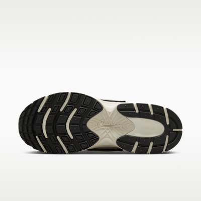 Nike V5 RNR Women's Shoes with Reflective Accents