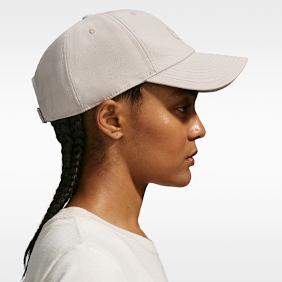 Nike Club Yumuşak Swoosh Şapka görsel 4