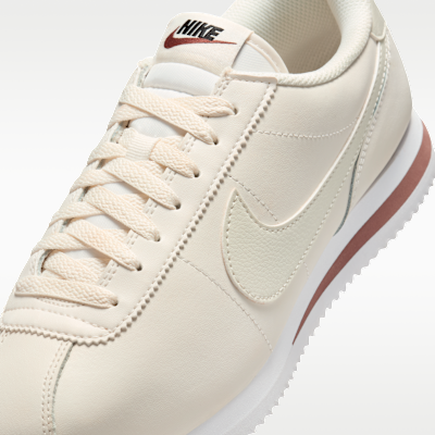 รองเท้าผู้หญิง Nike Cortez Leather