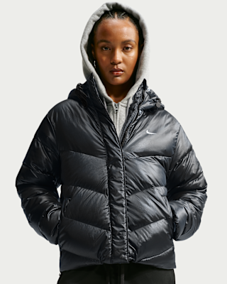 Женская куртка Nike Sportswear Windpuffer Loose Storm-FIT Hooded Down
