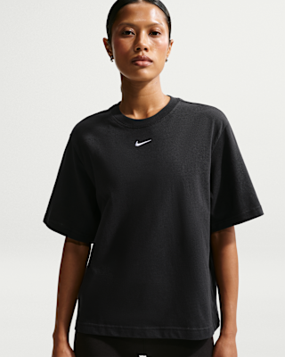 Женская футболка Nike Sportswear Essential Boxy
