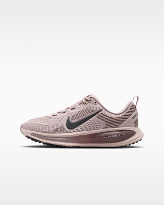 Детские кроссовки Nike Vomero 18 Big Kids' Road для бега