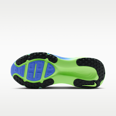 Nike Vomero 18 Erkek Yol Koşu Ayakkabısı görsel 2