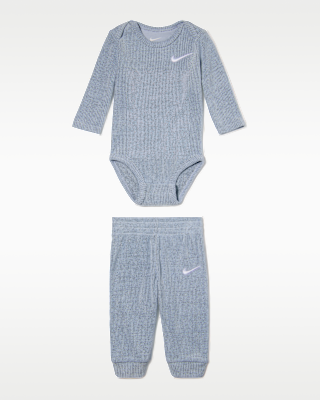 Детские  Nike Baby Essentials Baby (0-6M) Long-Sleeve Bodysuit and Pants Set
