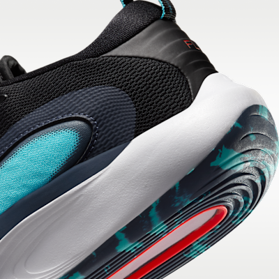 Nike IsoFly 大童籃球鞋