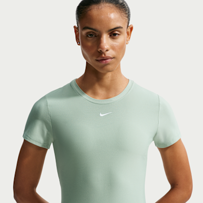 Nike Victory Dri-FIT Kısa Kollu Kadın Tenis Üstü