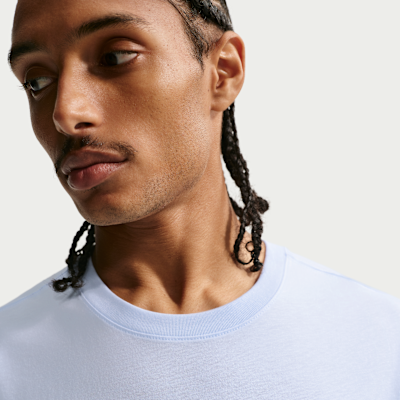 Nike Sportswear Club Erkek Tişörtü görsel 3