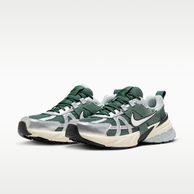 ナイキ V2K ラン メンズシューズ