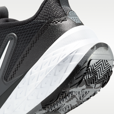 Nike Team Hustle D 12 Younger Kids' Shoes