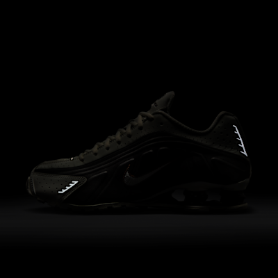 Nike Shox R4 Women's Shoes