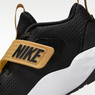 Nike Team Hustle D 12 Older Kids' Basketball Shoes