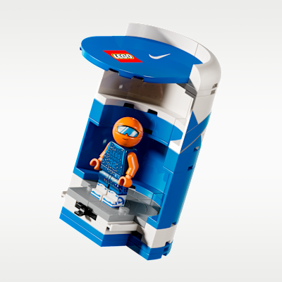 Nike Dunk x LEGO® Set Sneaker-Building Kit with Exclusive Minifigure