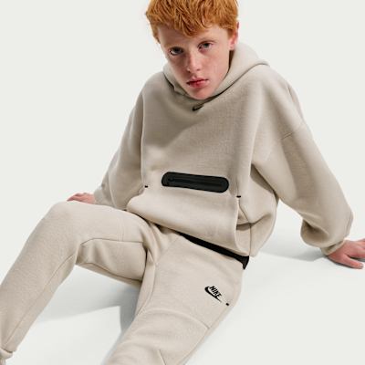 Nike Sportswear Tech Fleece Older Kids' Joggers