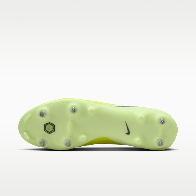 Nike Phantom 6 Low Academy Soft-Ground Football Boot