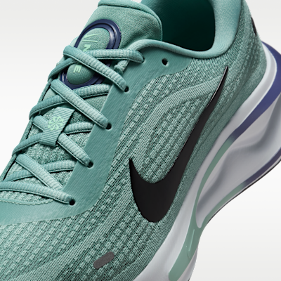 Tenis de correr en pavimento para hombre Nike Journey Run