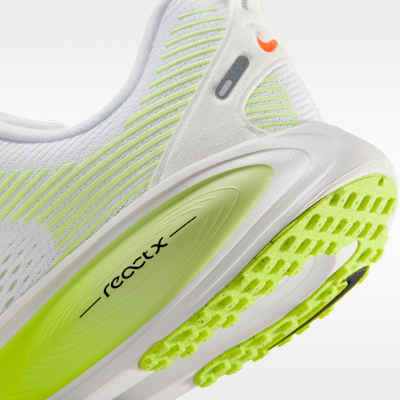 Nike Vomero 18 Older Kids' Road Running Shoes