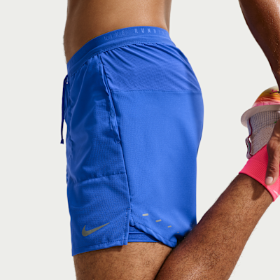 Nike Stride Dri-FIT 18 cm 2'si 1 Arada Erkek Koşu Şortu görsel 2