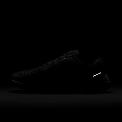 Nike Structure 24 Tenis de correr en pavimento para hombre