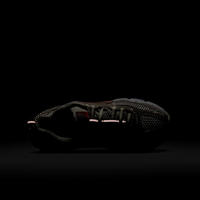 Nike Vomero 5 Big Kids' Shoes with Reflective Accents