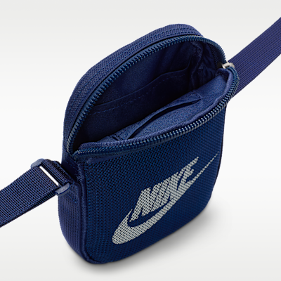 Nike Heritage Cross-Body Bag (Small, 1L)