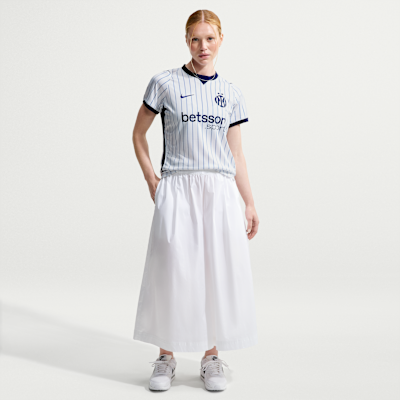 Nike Inter Milan 2026/27 Stadyum Deplasman Nike Dri-FIT Kadın Futbol Taraftar Forması görsel 4