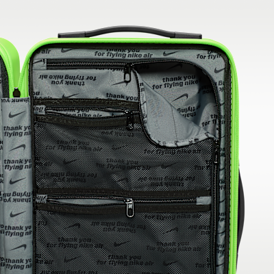 Nike 56 cm Sert Kapaklı Kabin Bagajı Bavulu (52 L) görsel 6